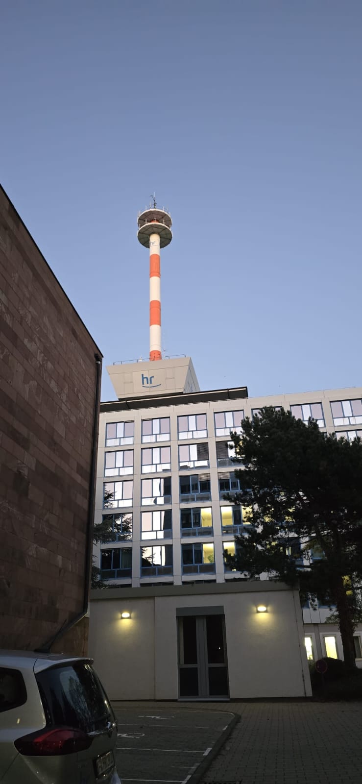hr-Sendeturm in Frankfurt